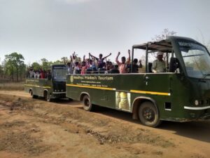 Canter-Safari-Bandhavgarh-National-Park