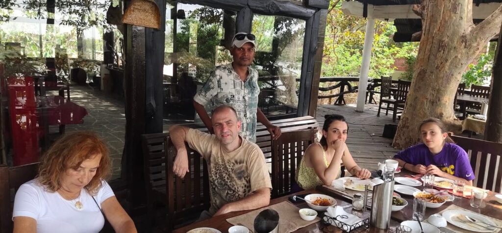 Foreign guests enjoying outdoor dinner in Bandhavgarh